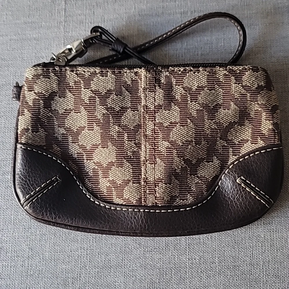 New York & Company Brown Wristlet